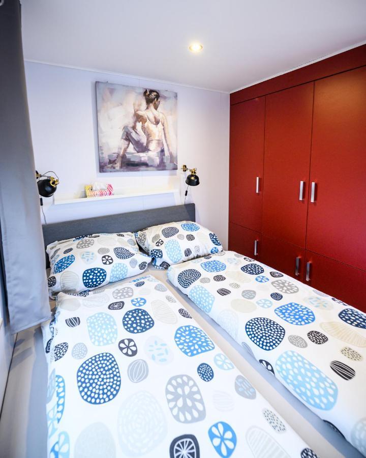Schantz Apartment